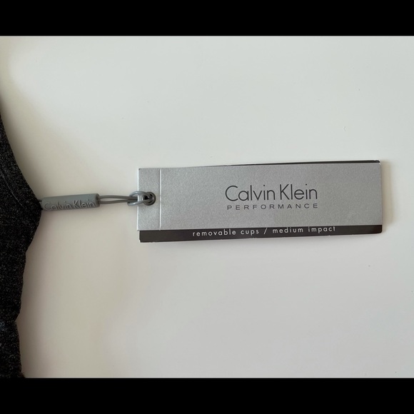 NEVER WORN! Calvin Klein Performance Bra - Picture 3 of 3